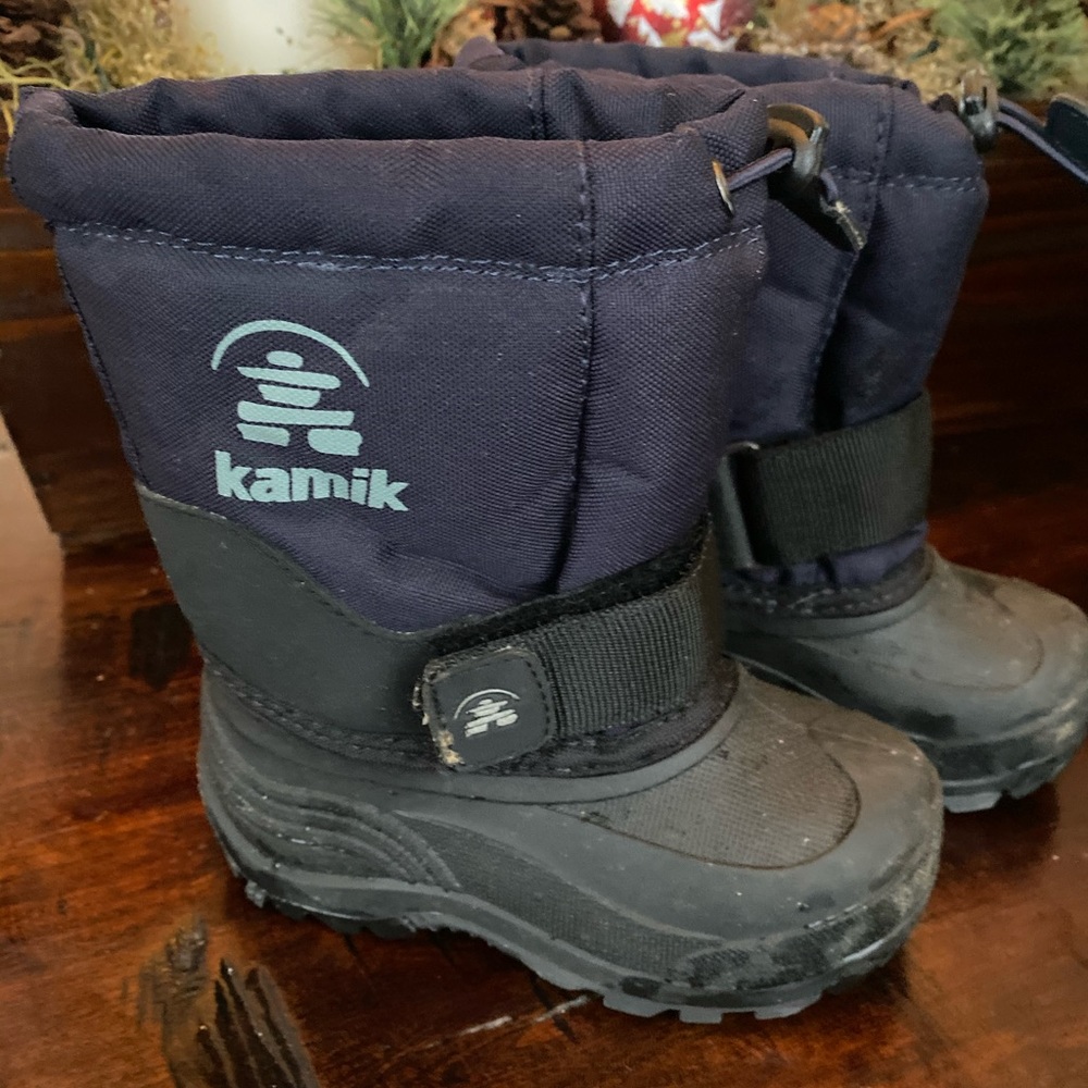 Toddler Kamik snow boots